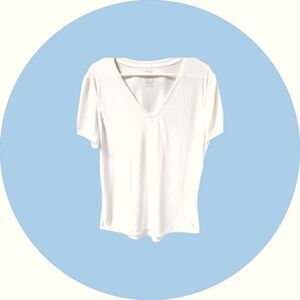 NWOT DANSKIN NOW Plus Size White V- Neck Tee With Dri-More